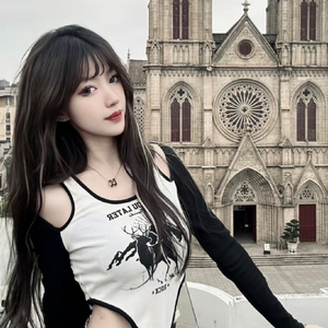 操小女孩屄视频
